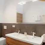 Bergenzian Apartment *
