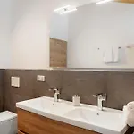 Apartment Bergenzian *
