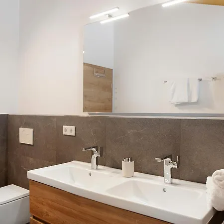 Bergenzian Apartment *